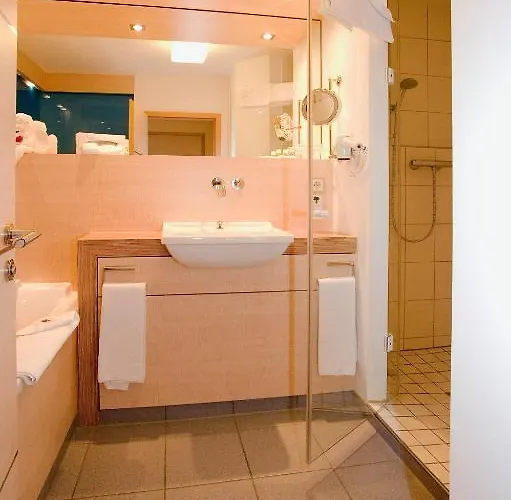 Hotel Groenenbach 3*