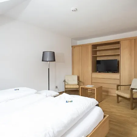Grönenbach 3*